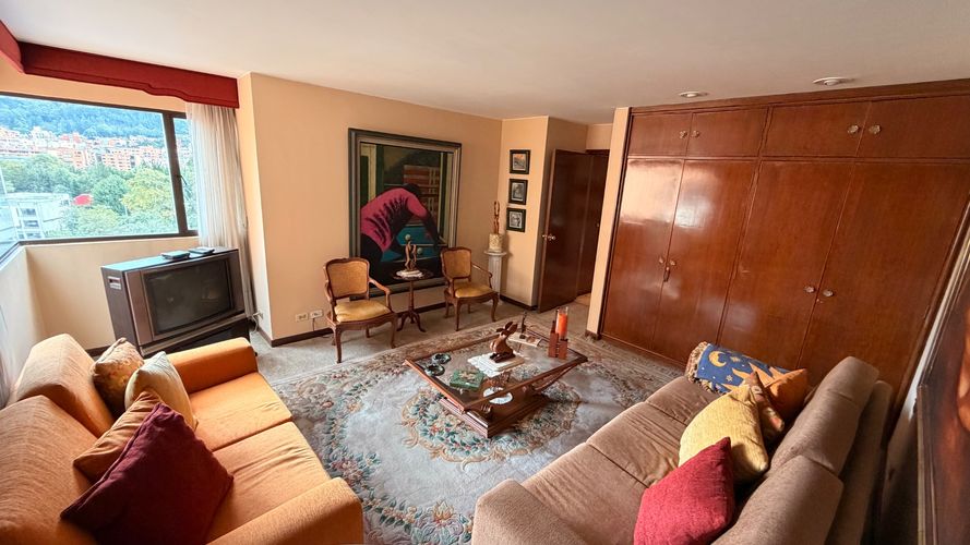 Apartamento de 5 alcobas en venta en Recodo Del Country, Bogotá, 500 m² · foto 16 de 24