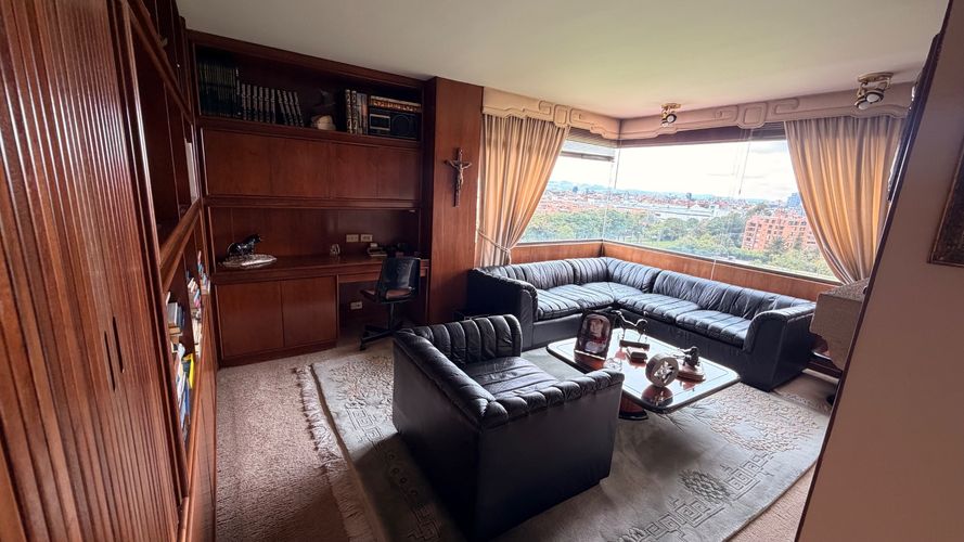 Apartamento de 5 alcobas en venta en Recodo Del Country, Bogotá, 500 m² · foto 15 de 24