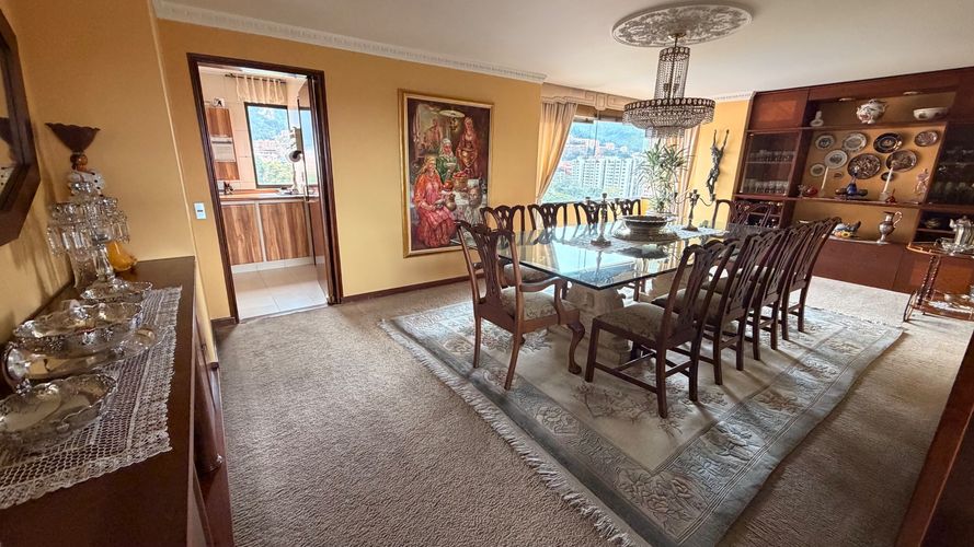 Apartamento de 5 alcobas en venta en Recodo Del Country, Bogotá, 500 m² · foto 10 de 24