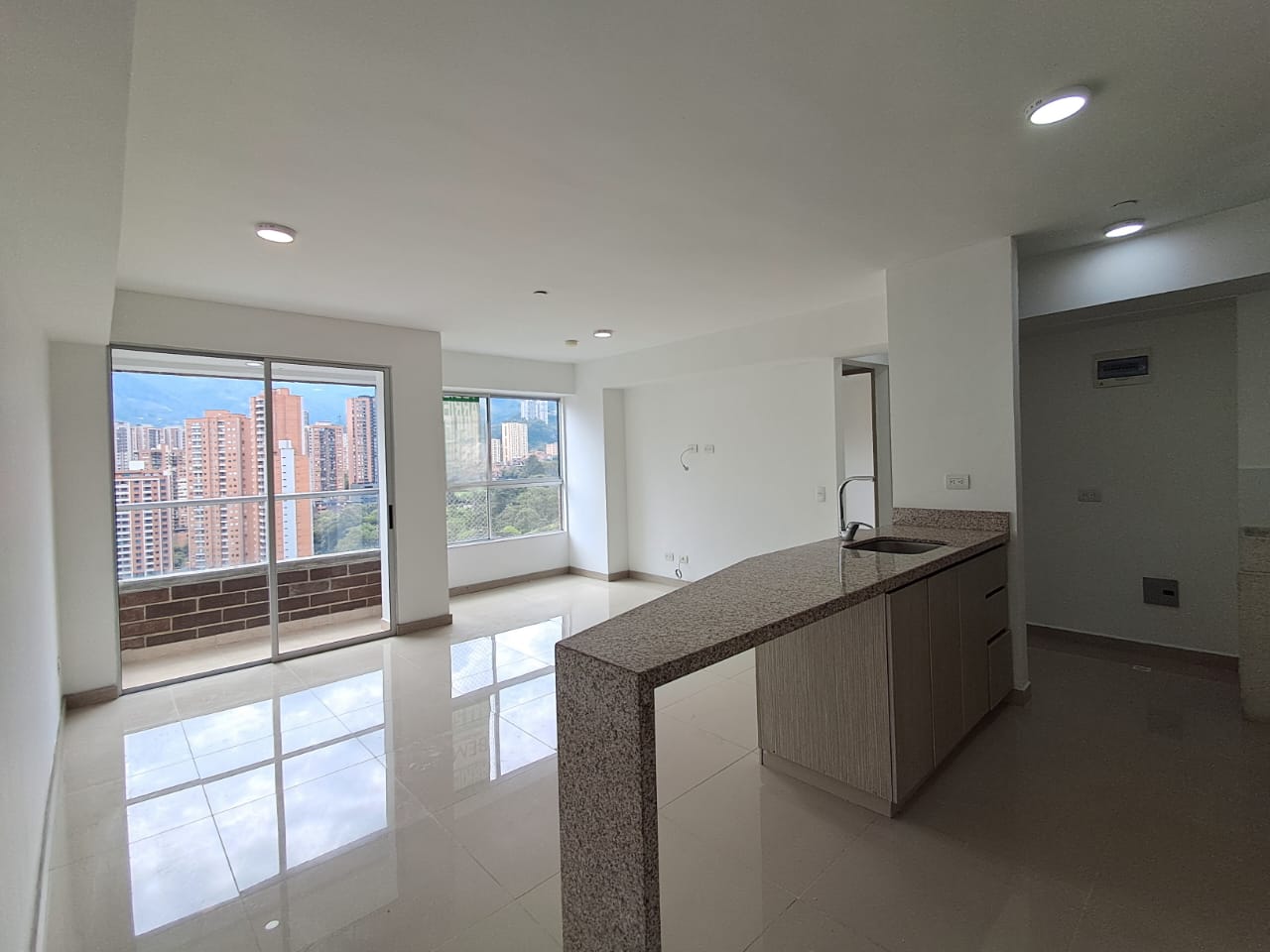 Apartment for rent in Monteazul, Sabaneta