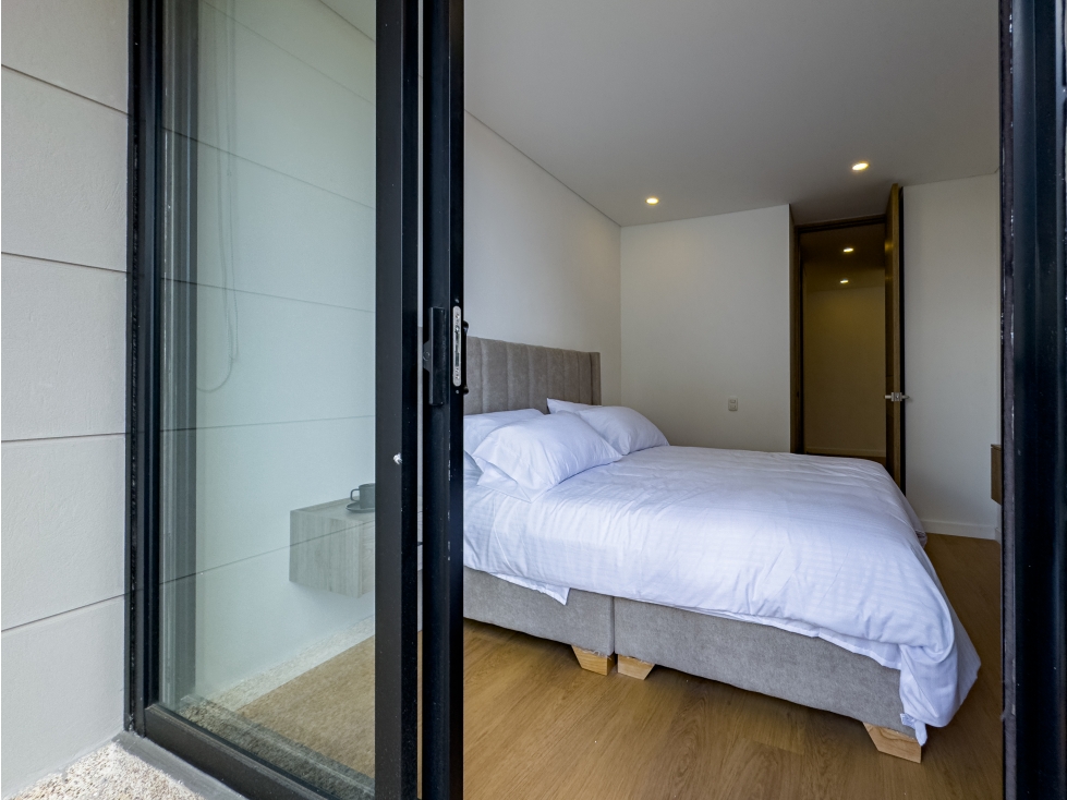 Apartamento en venta en Santa Barbara, Bogotá · foto 8 de 14