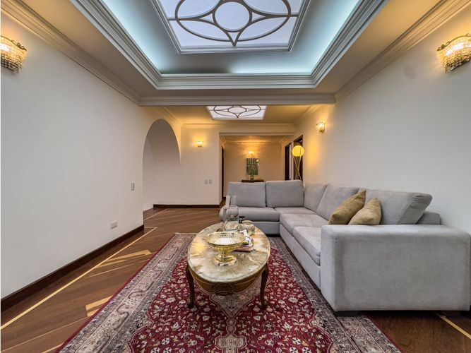 Casa de 3 alcobas en venta en Santa Barbara, Bogotá, 540 m² · foto 12 de 24