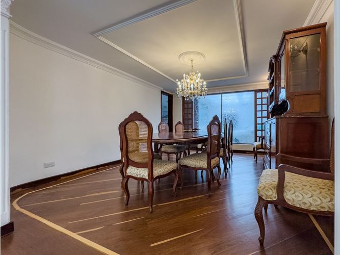 Casa de 3 alcobas en venta en Santa Barbara, Bogotá, 540 m² · foto 17 de 24