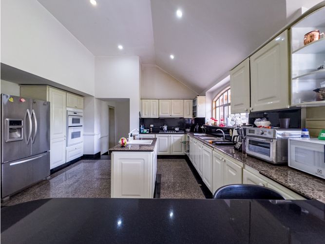 Casa de 3 alcobas en venta en Bella Suiza, Bogotá, 700 m² · foto 10 de 24