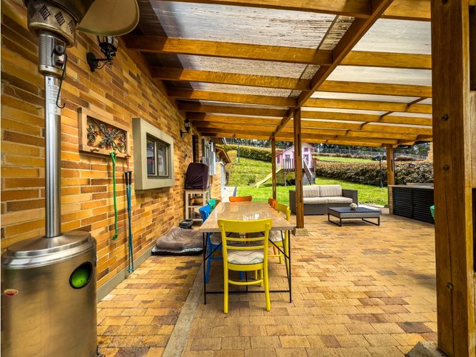 Casa de 4 alcobas en venta en Yerbabuena, Chía, 450 m² · foto 4 de 24