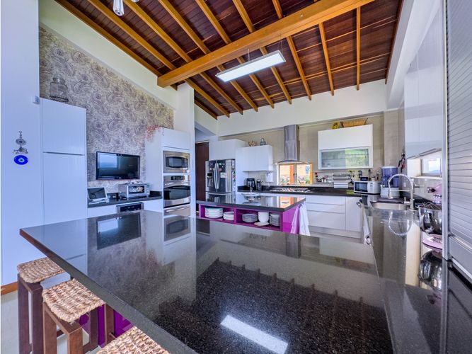 Casa de 4 alcobas en venta en Yerbabuena, Chía, 450 m² · foto 13 de 24