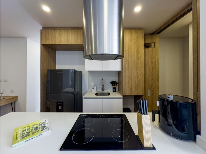 Apartamento de 2 alcobas en venta en Santa Barbara, Bogotá, 78 m² · foto 2 de 23