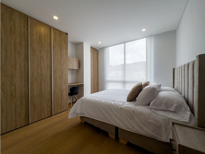 Apartamento de 2 alcobas en venta en Santa Barbara, Bogotá, 78 m² · foto 14 de 23