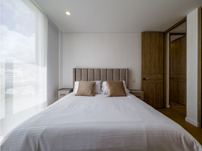 Apartamento de 2 alcobas en venta en Santa Barbara, Bogotá, 78 m² · foto 15 de 23