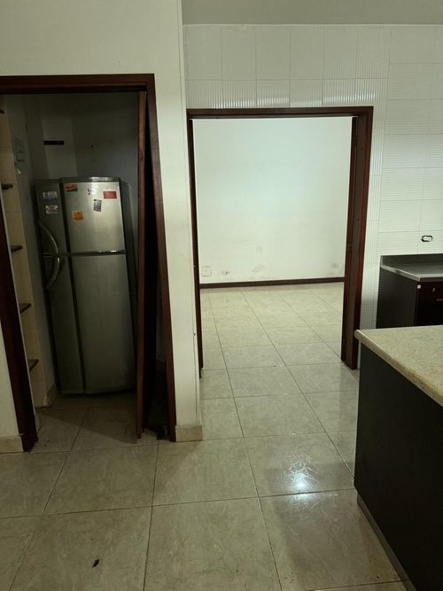 Casa de 7 alcobas en venta en Cristales, Cali, 1200 m² · foto 7 de 23