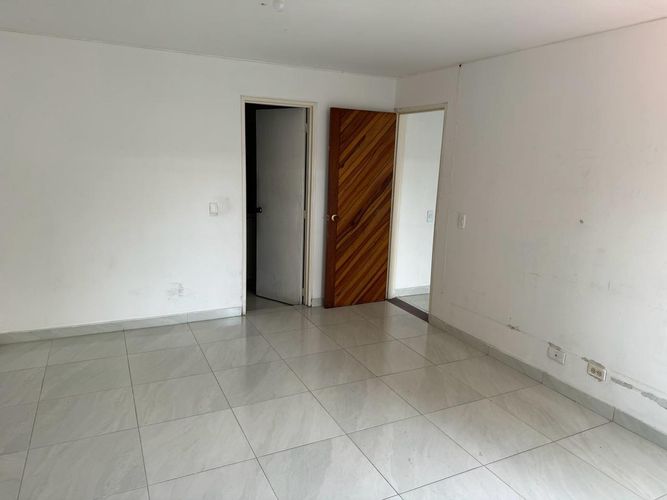 Casa de 7 alcobas en venta en Cristales, Cali, 1200 m² · foto 16 de 23