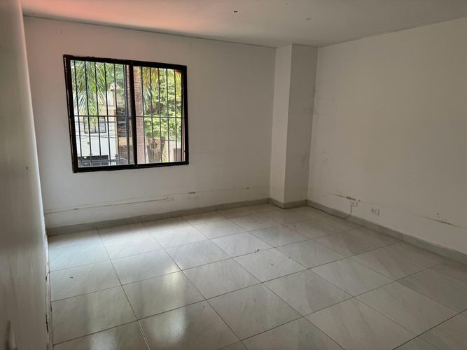 Casa de 7 alcobas en venta en Cristales, Cali, 1200 m² · foto 18 de 23