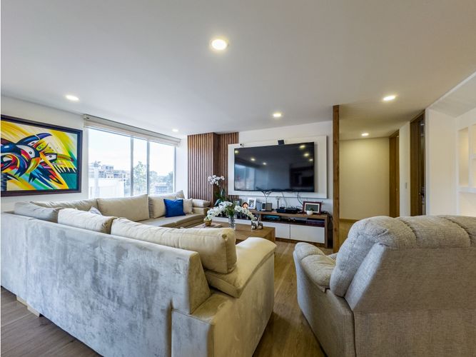 Apartamento de 5 alcobas en venta en Barrios Unidos, Bogotá, 196 m² · foto 3 de 24