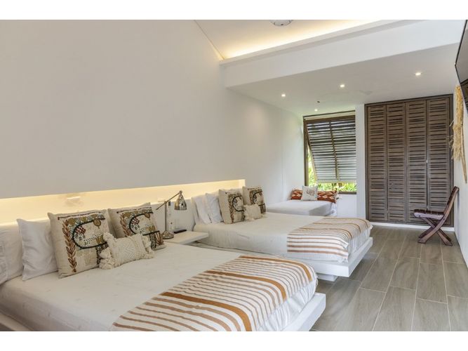 Casa de 4 alcobas en venta en Girardot, Girardot, 323 m² · foto 8 de 24