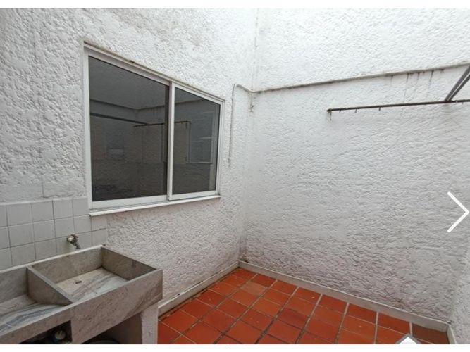 Casa de 5 alcobas en venta en Simon Bolivar, Medellín, 250 m² · foto 8 de 14
