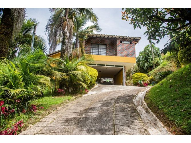Finca en venta en El Centro, El Carmen de Viboral, 350 m² · foto 5 de 17