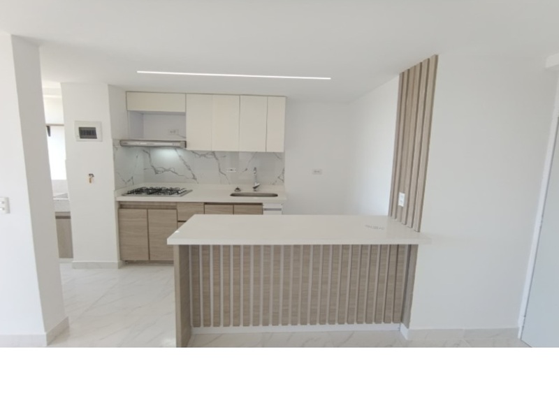Apartamento en arriendo en Cimarronas, Rionegro · foto 2 de 9