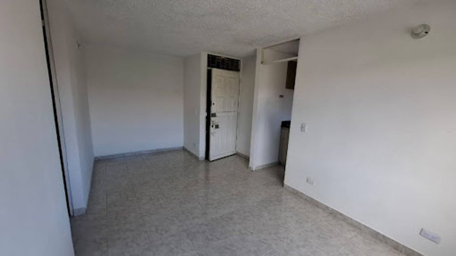 Apartamento de 3 alcobas en venta en Tejares, Soacha, 46 m² · foto 5 de 21