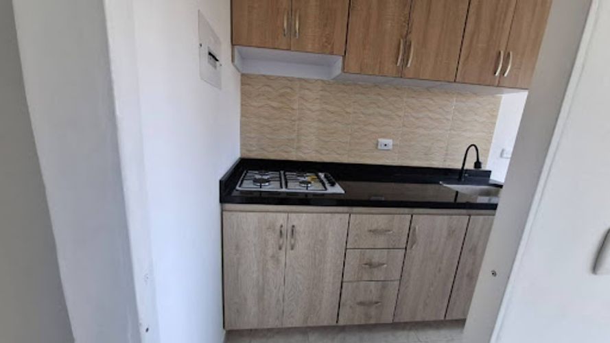 Apartamento de 3 alcobas en venta en Tejares, Soacha, 46 m² · foto 7 de 21