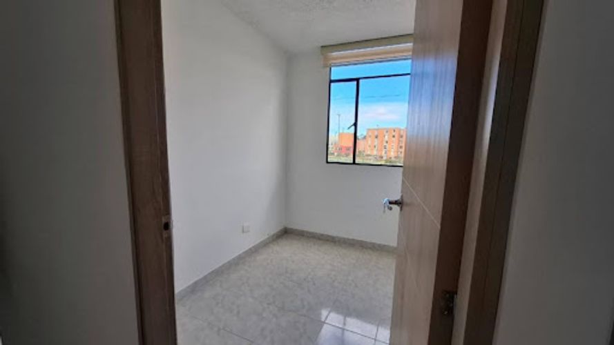 Apartamento de 3 alcobas en venta en Tejares, Soacha, 46 m² · foto 11 de 21