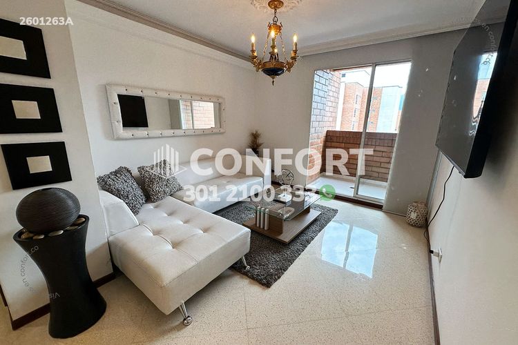 Apartamento de 2 alcobas en arriendo en Laureles, Medellín, 90 m² · foto 2 de 16