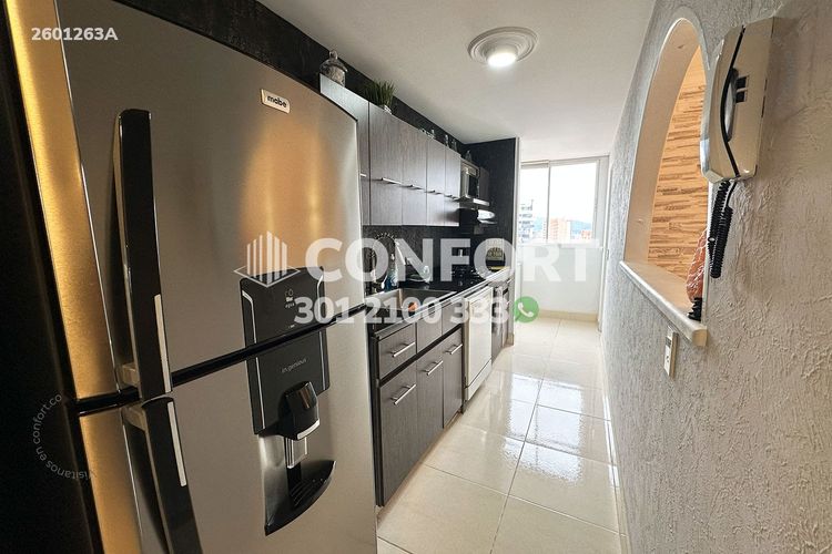 Apartamento de 2 alcobas en arriendo en Laureles, Medellín, 90 m² · foto 6 de 16