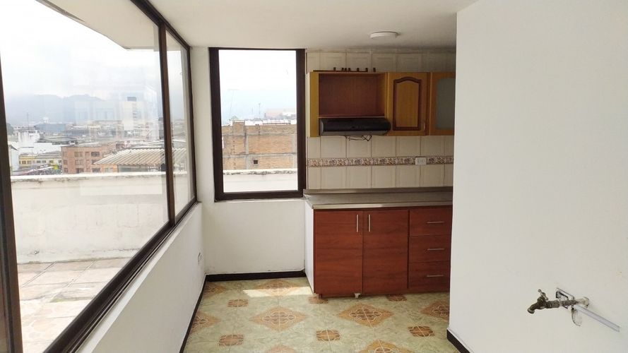 Edificio en venta en El Centro, Manizales, 751 m² · foto 3 de 24