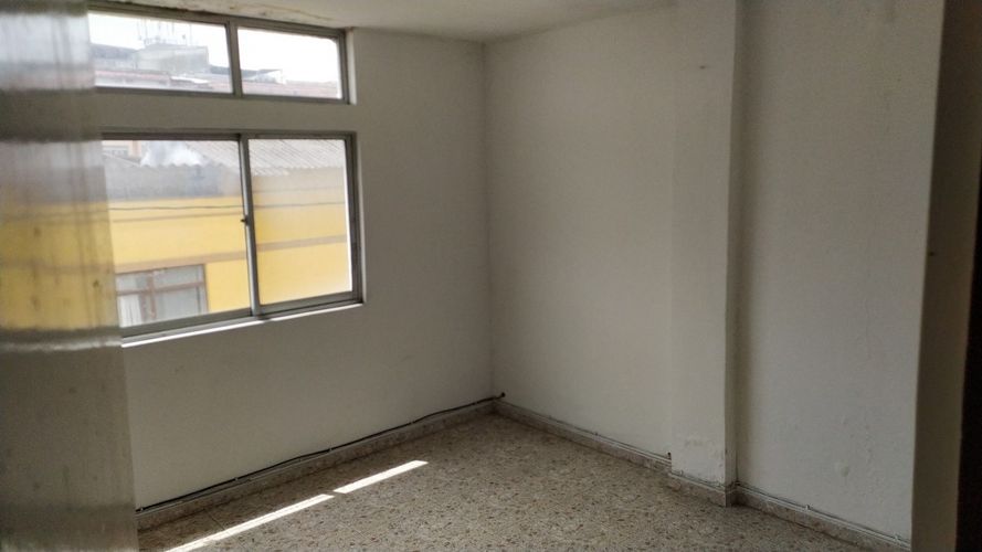 Edificio en venta en El Centro, Manizales, 751 m² · foto 17 de 24