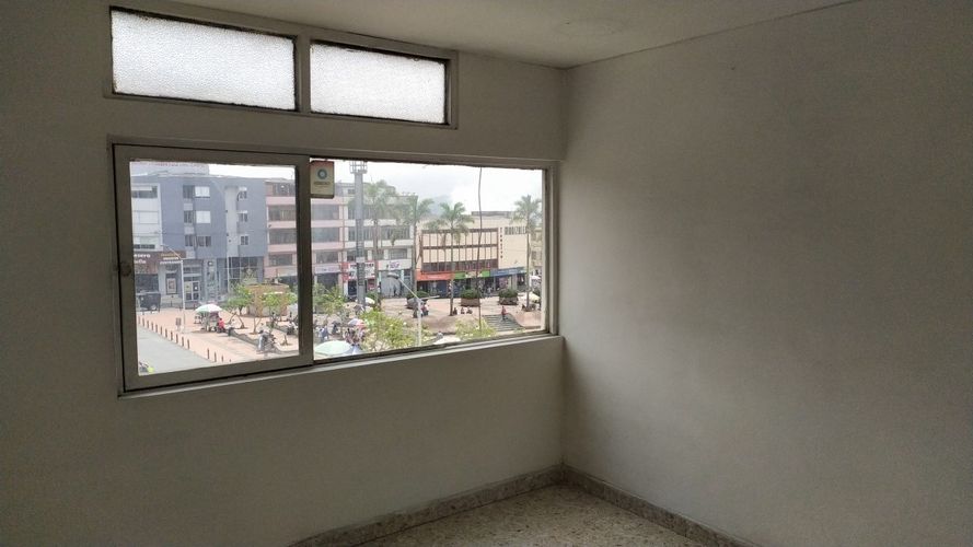 Edificio en venta en El Centro, Manizales, 751 m² · foto 19 de 24
