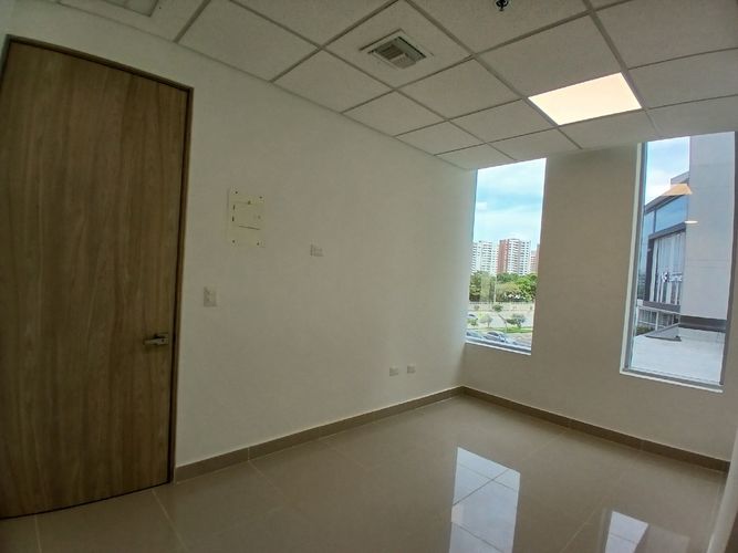 Oficina en arriendo en Portal De Genovés, Barranquilla, 38 m² · foto 10 de 14