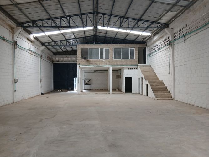 Bodega en venta en La Pradera, Barranquilla, 540 m² · foto 2 de 7