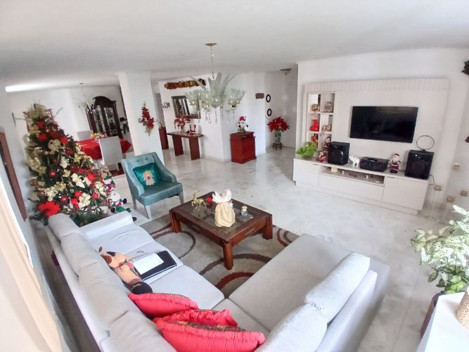 Apartamento de 4 alcobas en venta en Altos Del Prado, Barranquilla, 198 m² · foto 2 de 23
