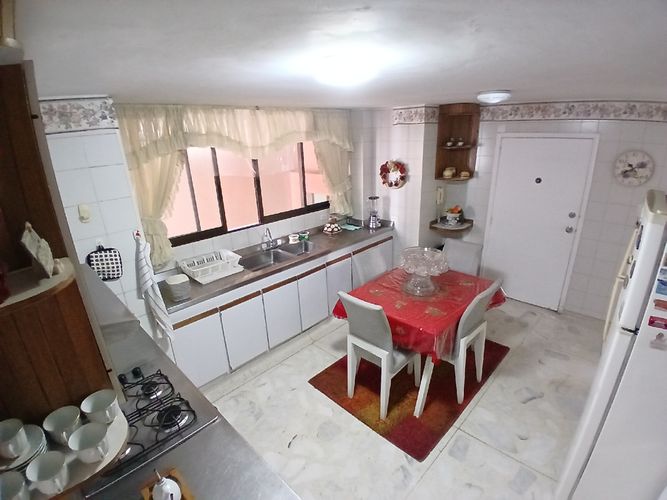 Apartamento de 4 alcobas en venta en Altos Del Prado, Barranquilla, 198 m² · foto 5 de 23