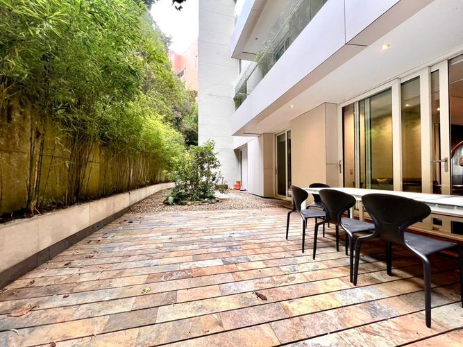 Apartamento de 3 alcobas en venta en Los Rosales, Bogotá, 277 m² · foto 7 de 24