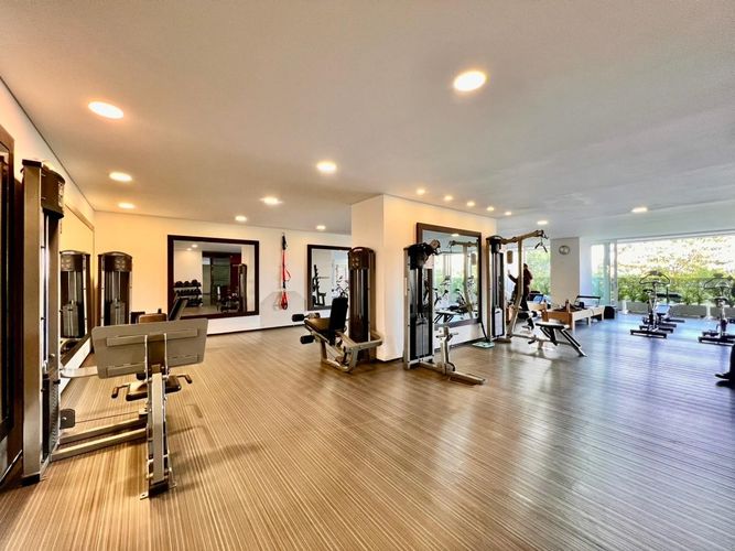 Apartamento de 3 alcobas en venta en Los Rosales, Bogotá, 277 m² · foto 17 de 24