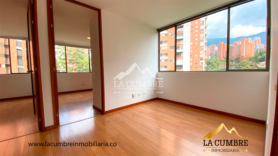 Apartamento de 3 alcobas en arriendo en Los Balsos, Medellín, 125 m² · foto 9 de 15