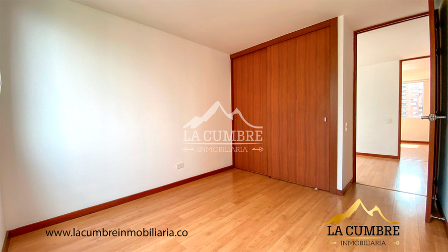 Apartamento de 3 alcobas en arriendo en Los Balsos, Medellín, 125 m² · foto 11 de 15