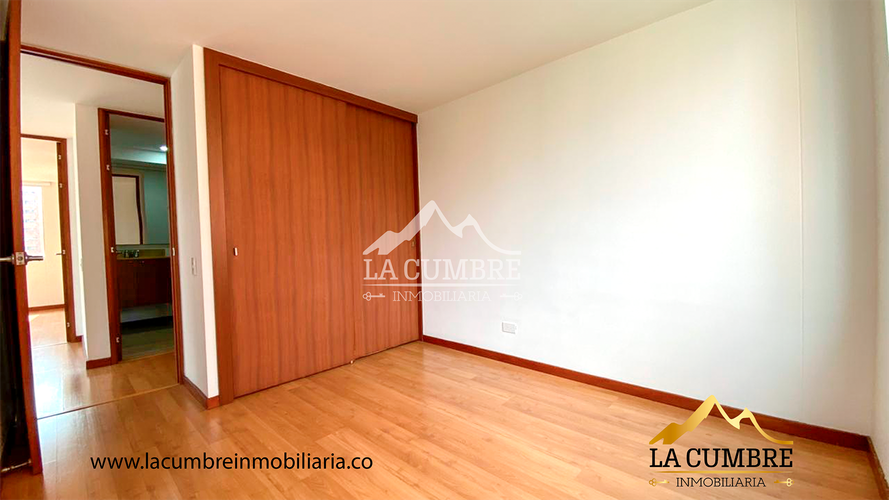 Apartamento de 3 alcobas en arriendo en Los Balsos, Medellín, 125 m² · foto 12 de 15