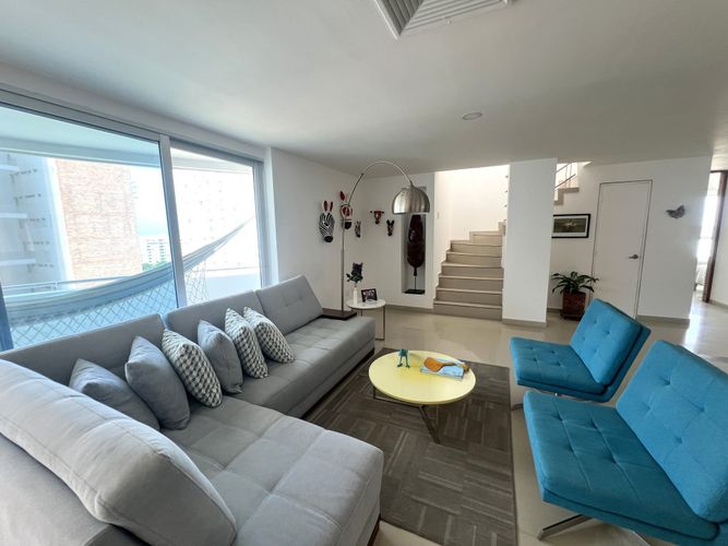 Apartamento de 3 alcobas en venta en Altos Del Prado, Barranquilla, 214 m² · foto 2 de 17