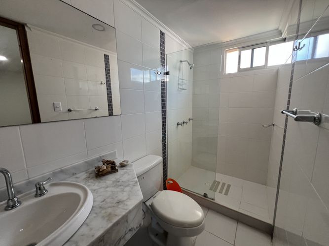 Apartamento de 3 alcobas en venta en Altos Del Prado, Barranquilla, 214 m² · foto 11 de 17