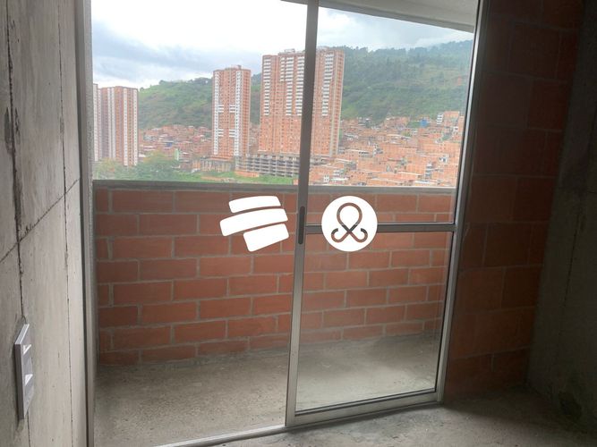 Apartamento de 3 alcobas en venta en La Gabriela, Bello, 54 m² · foto 8 de 18