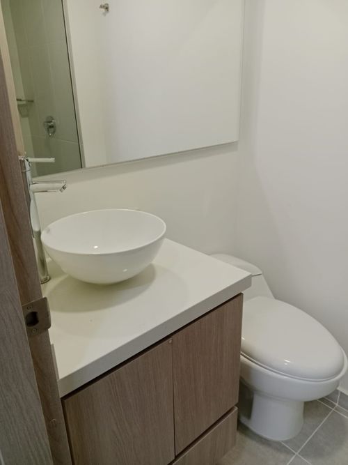 Apartamento de 3 alcobas en venta en Las Lomitas, Sabaneta, 64 m² · foto 8 de 16