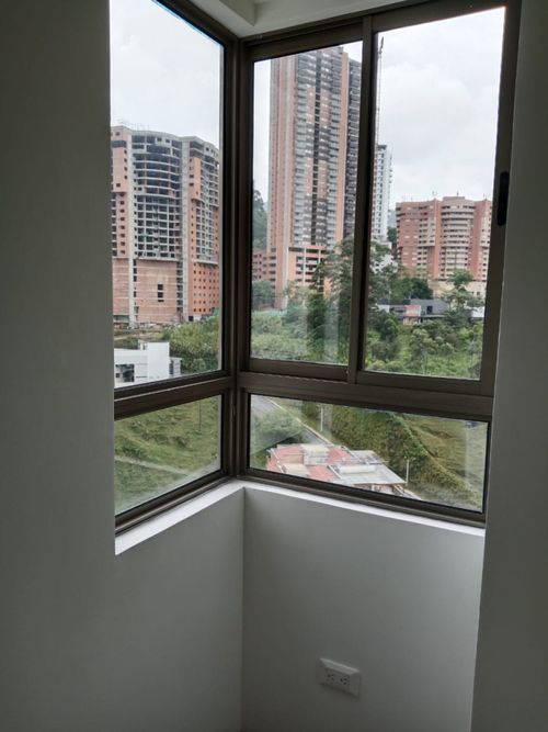 Apartamento de 3 alcobas en venta en Las Lomitas, Sabaneta, 64 m² · foto 9 de 16