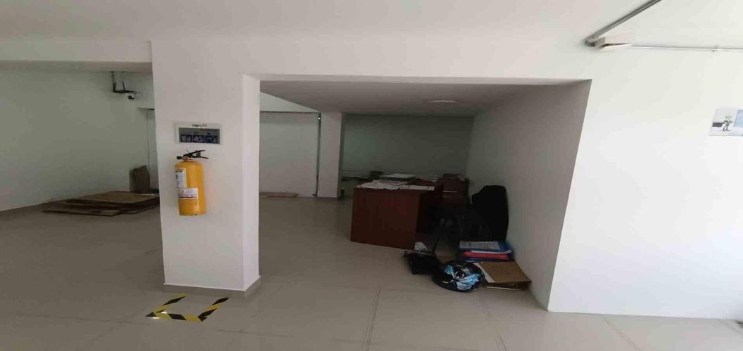 Local en arriendo en La Estrella, Manizales, 85 m² · foto 3 de 24