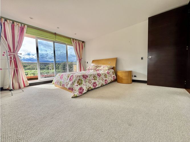 Casa de 6 alcobas en venta en Aposentos, Chía, 720 m² · foto 11 de 24