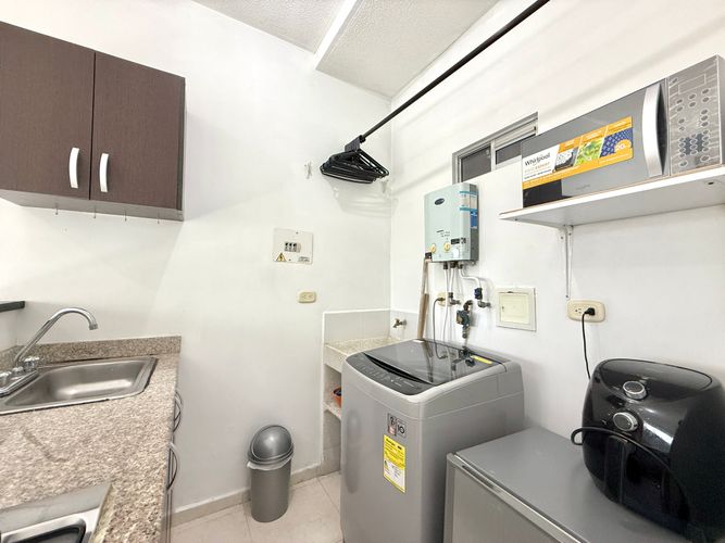 Apartaestudio en venta en Bosques De Santa Elena, Pereira, 37 m² · foto 3 de 10