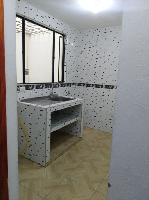 Apartamento de 2 alcobas en arriendo en Santa Rita Sur Oriental, Bogotá, 10 m² · foto 2 de 7