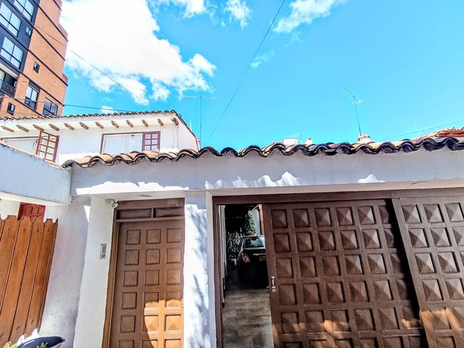 Casa en venta en Santa Barbara, Bogotá · foto 3 de 24