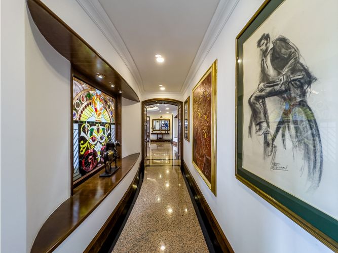 Casa de 4 alcobas en venta en Cedritos, Bogotá, 1338 m² · foto 12 de 24