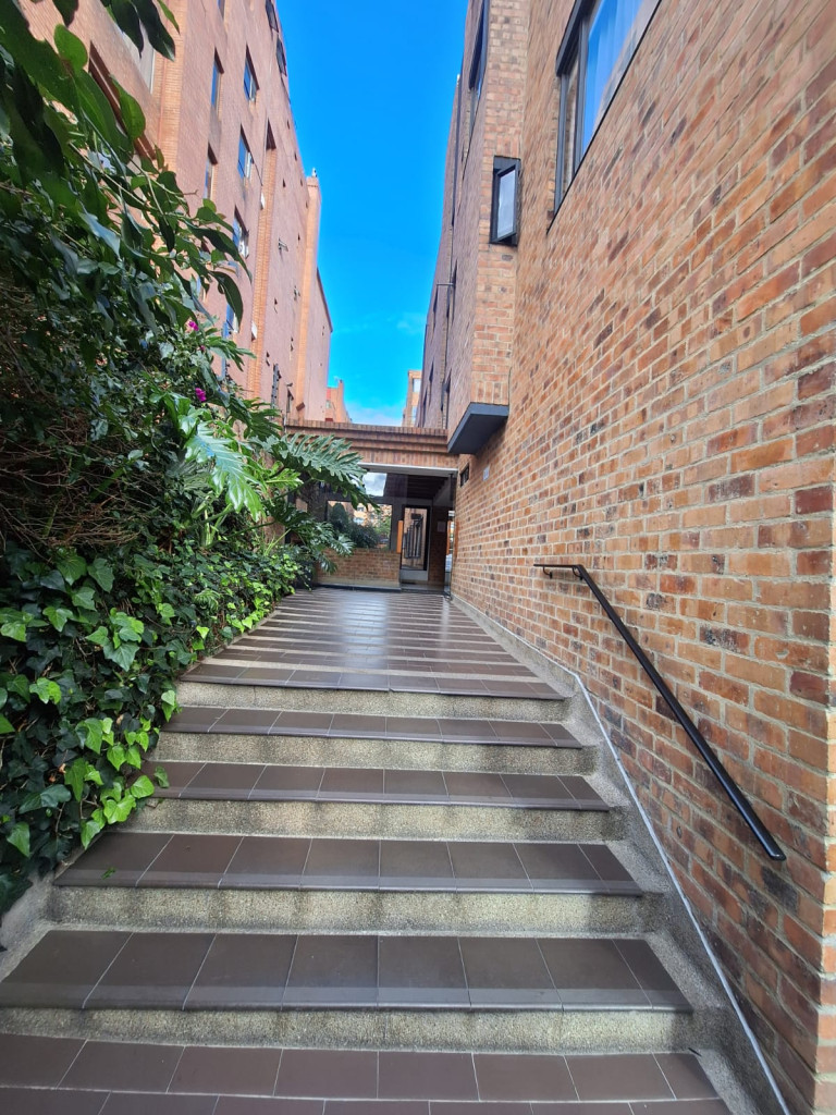 Apartamento en venta en La Carolina, Bogotá · foto 4 de 12
